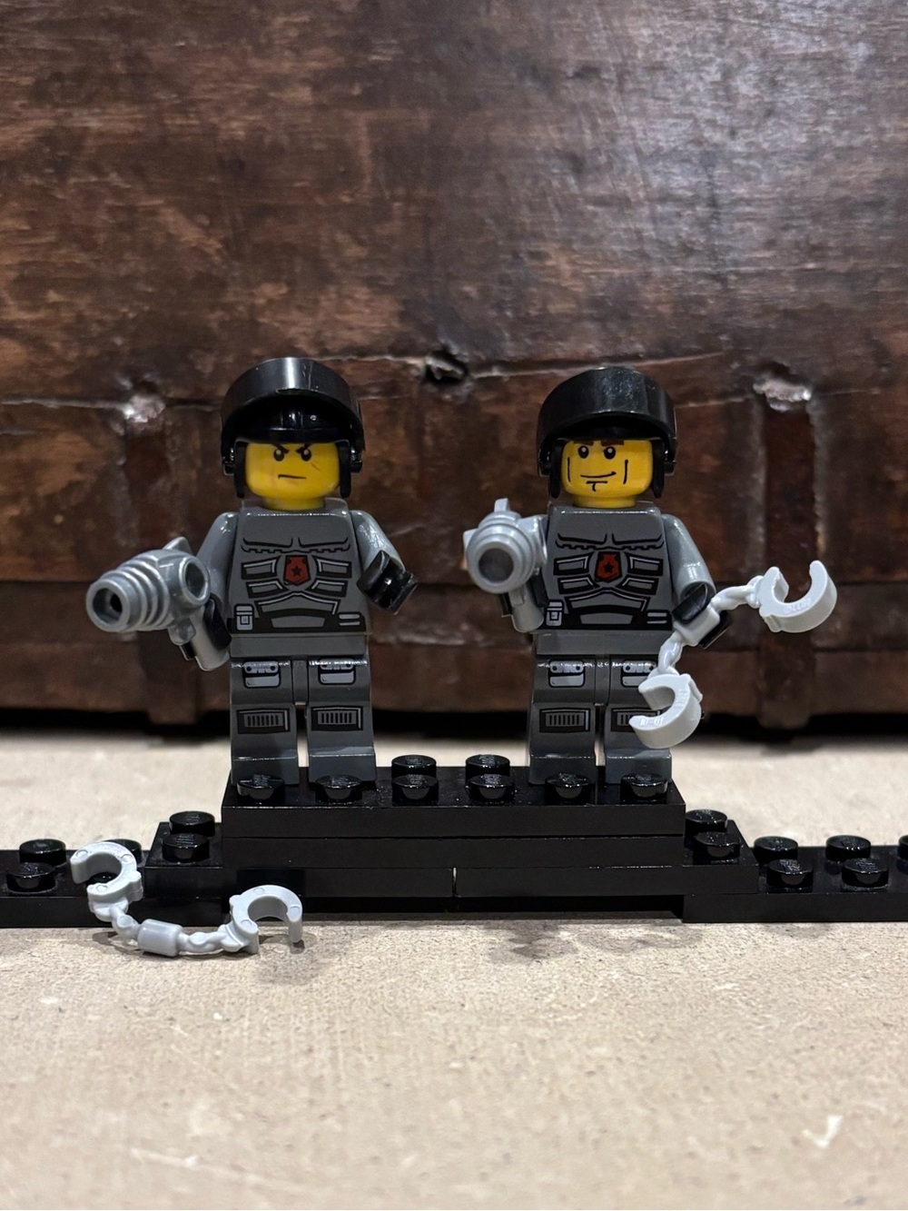 Lego Space Police Officer 3 Minifigures